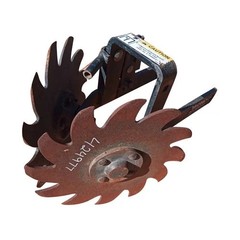 Used Yetter Shark Tooth Row Cleaner Coulter Mounted fits John Deere fits Kinze