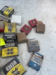 NOS Wesco Fomoco Spicer U-Joints CBAN570 1443887 163392 820003 CBA120