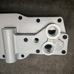 Brand New 3979393 Lubricating Oil Filter Head for Cummins 4B B3.9 ISB 6B B5.9