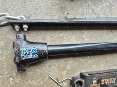 Weight Distributing Hitch With Sway Control
