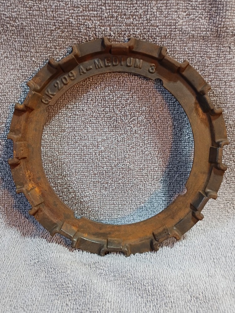 Ford Dearborn Cast Iron Planter Plate GK 209 A-Medium 3 (12 Cell) Flats