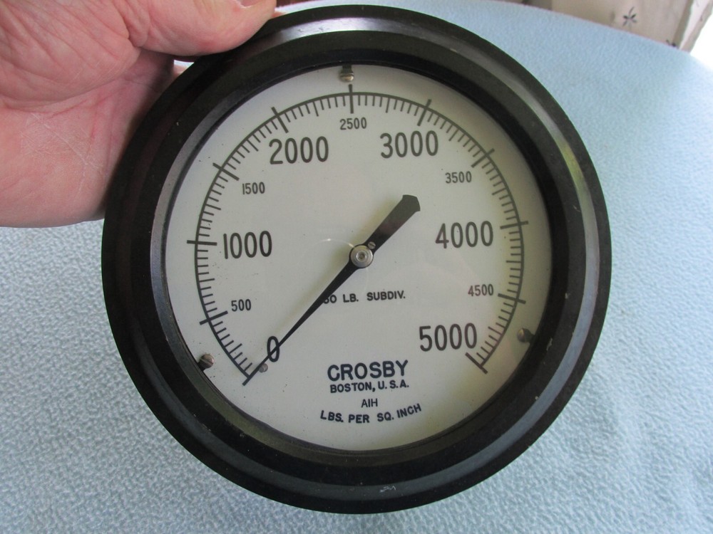 VINTAGE CROSBY BOSTON, USA 0-5000 LBS. PER SQ. INCH GAUGE