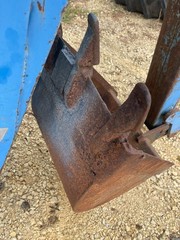 New Holland TC35 Tractor Backhoe Model 757C
