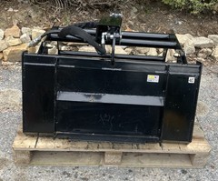 Single Cylinder 40in Flat Bottom Grapple for Mini Loaders-Dingo Style Mounting
