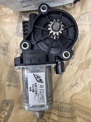 John Deere AXE13287 Fan Speed and Concave Adjustment Hydraulic Motor