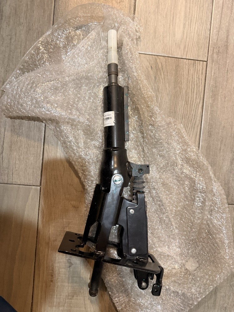 John Deere Genuine Steering Column S SJ28990 NEW