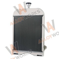 3-Row Aluminum Radiator Replacement For Ford 8N 9N 2N Models 8N8005 86551430