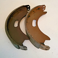 ROCKWELL 3722J192, 3722K193, 3722L194 NEW REPLACEMENT BRAKE SHOES SET OF 2