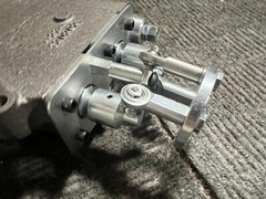 Cross Manufacturing Hydraulic Valve Cast Iron 136254 BA211AAG3EA3