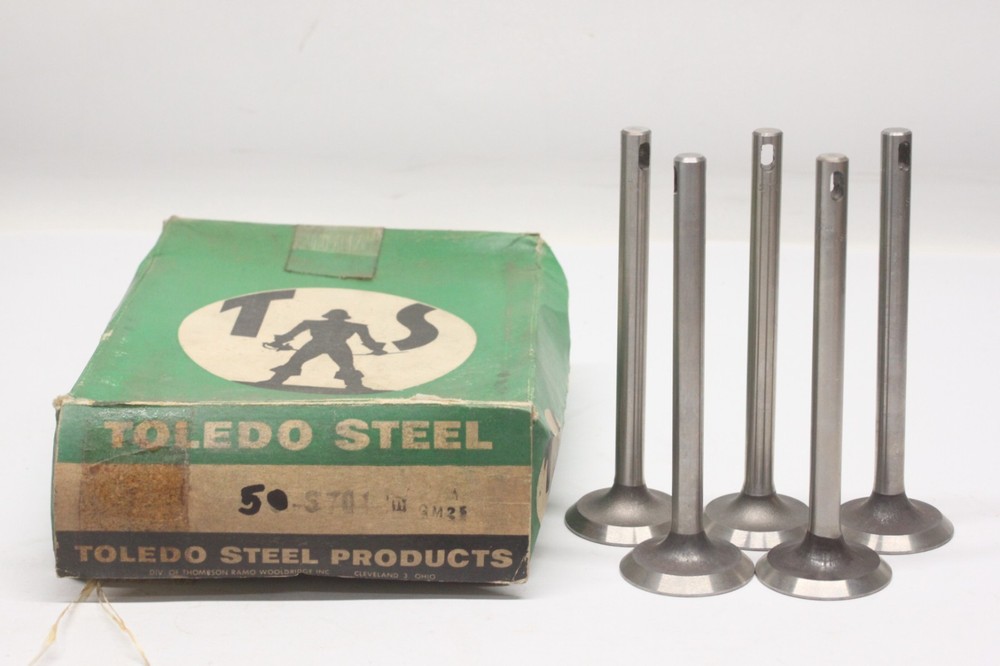 Lot/5 NOS Hercules JXA JXB JXC JXD Truck Tractor Engine Exhaust Valves S701