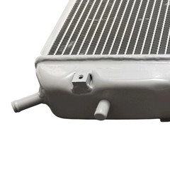 For Kubota L4760 L5040 L5060 L5240 L5460 L5740 New Tractor Radiator TD270-16010