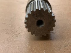 RC61 & RC71 series Gearbox Output Shaft 040112, 02-053