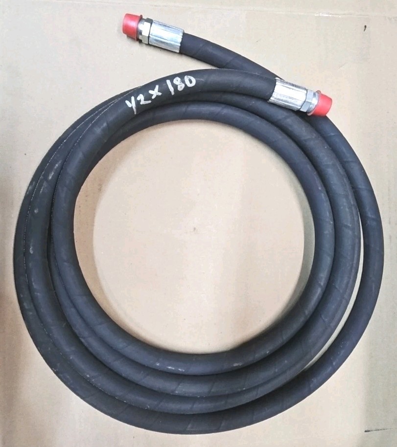 PHA2W12180 (1/2 x 180) Hydraulic Hose Assembly