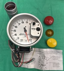 NOS AUTO-GAGE Tach -10K Silver With Shift Light #223911