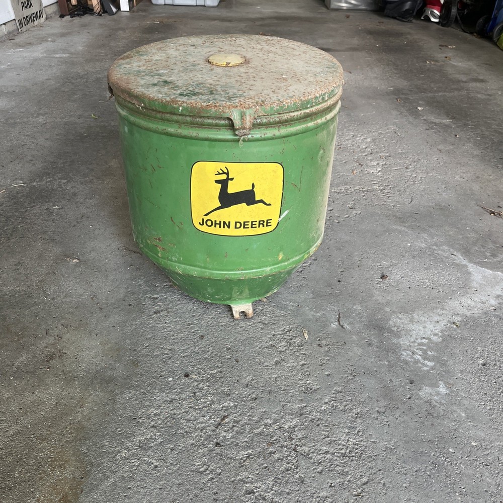 John Deere Planter ORIGINAL JD Patena 2 Leg Deer Logo Seed Box w/ lid & inner