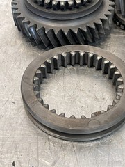 White 2-135 Tractor Transmission Gears 303220524 303209121