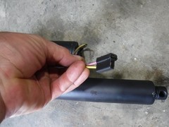 GENUINE JOHN DEERE ACTUATOR CYLINDER FOR MULTIPLE GATORS PART#BM20701