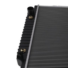 Aluminum Cooling Radiator fit for Ford Expedition Navigator 2003-2004 5.4L A2609