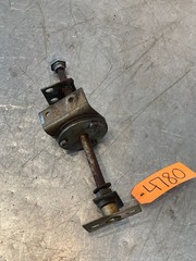 1979 Massey Ferguson MF 2775 Tractor Throttle Lever Shaft