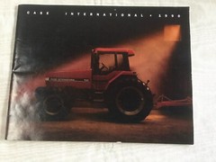 CASE INTERNATIONAL BUYER’S GUIDE 1990 64 PAGES Sales Brochure