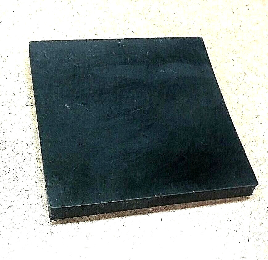 Neoprene Rubber Sheet Solid 3/8″Thick x 4″ x 4″ Square – Mounting Pad 60 Duro