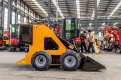 13.5HP Mini Skid Steer Loader Stand-On Loader RATO Gas Engine Bucket Free Ship