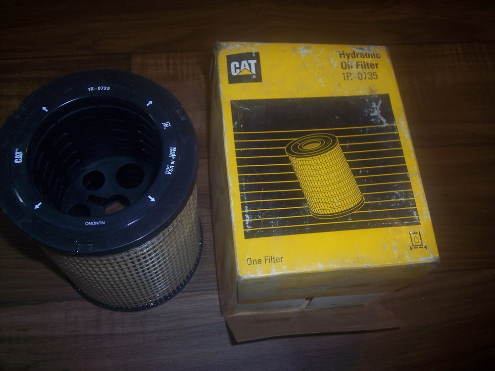 New OLD STOCK CAT GENUINE OEM Caterpillar CAT 1R-0735 Oil Filter BOX FLAWS S4/L6