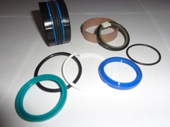 884.143 TRUCK MOUNTED FORKLIFTS CYLINDER SEAL KIT 60-40