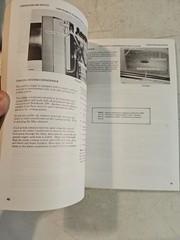 Allis Chalmers Gleaner MH Self-Propelled Combine Operators Manual