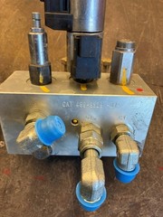 Caterpillar Hydraulic Quick Coupler Kit 272D Skid Steer 259D 289D 299d3