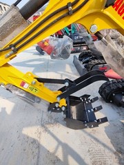 AGT QH12 Mini Excavator 1Ton Digger 13.5HP Engine Tracked Crawler B&S Gas EPA