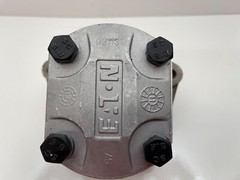 NEW AGCO Eaton Hydraulic Pump
