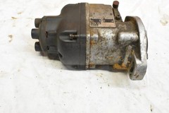 Fairbanks Morse Type FM X4B3 4 Cylinder Magneto Spins and Snaps