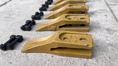 6684447 Bobcat Skid Steer Bucket Unitooth Trenching Bucket Teeth w Hardware 5PK