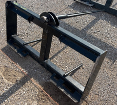 Skidsteer Hay Bale Bail Spear Bucket Attachment Farm Livestock Horse Pony Straw