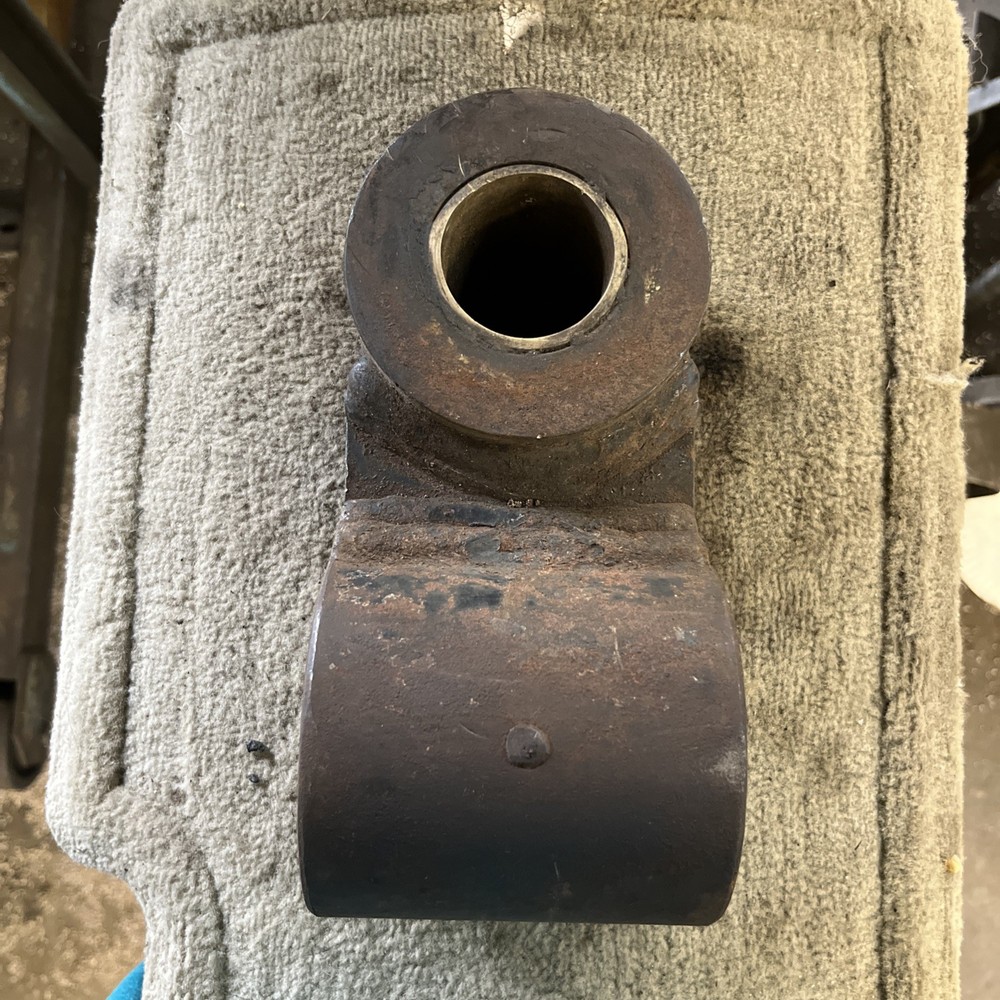 Log Loader Grapple Bucket Link Yoke Hanger 1 3/4” & 2” Pin Has Wear In Bushings