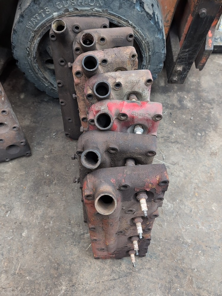 FORD TRACTOR 8N6050-A HEAD (CYLINDER ) 2N,8N,9N ORIGINAL
