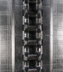 18″ TNT C Pattern Rubber Track 450x86x55 Bobcat T250 T300 T320 T740 T750 T770