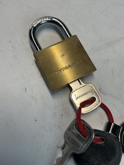 Dynapac equipment parts key chain with key,pad lock with 2 keys