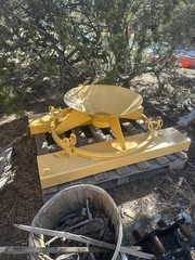 Boscaro CL-ST 1000L Concrete Bucket with Forklift Pockets