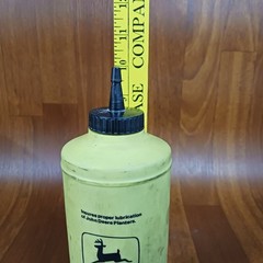 Vintage John Deere Powdered Graphite 1 Pound Can Bottle B33379