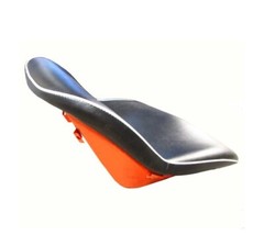 34200-18400 Black & Orange Seat Assembly Fits Kubota L1500 L1501 L2201 L175