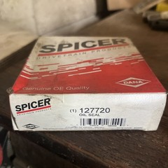 NOS Spicer Dana 127720 – Differential Pinion Seal