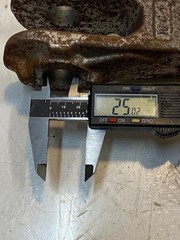 Auger Tooth 10C1 | BP-2 | 5-3/4″ Long 3″ Wide 25mm Pin Bore