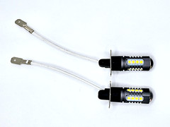 2 Super LED light bulbs for McCormick Tractor (2002-Newer) pn 42570987 12v 55w