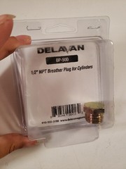 Delavan BP-500 1/2″ NPT Breather Plug for Cylinders