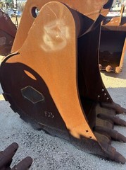 36 Inch Hensley Bucket Komatsu PC300 excavator 90 MM pins 1.57 CY 36tlkm30065737