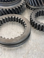 White 2-135 Tractor Transmission Gears 303220524 303209121
