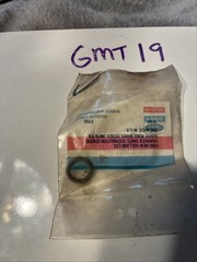 (1) CNH-New Holland 81822010 Seal C9NN3R669A Nos Oem Sold Individually