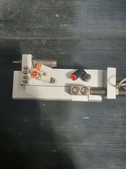 SMC MXS25-75 PNEUMATIC TABLE
